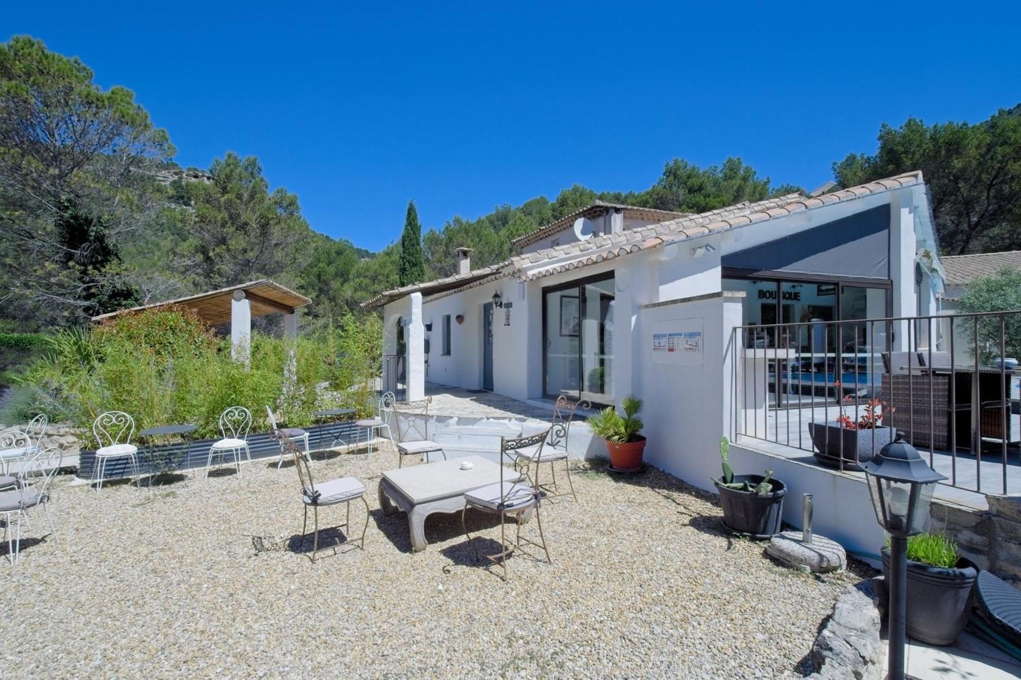 B&B Villa Chante Coucou Fontaine-de-Vaucluse Exterior foto